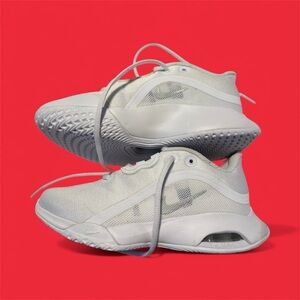 Brand New Nike Air Max Bella TR Women’s Training Shoes — White